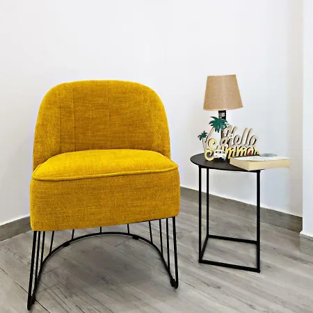 Clara Pensión Distrito de Faro