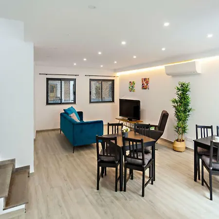 Clara 4* Distrikt Faro